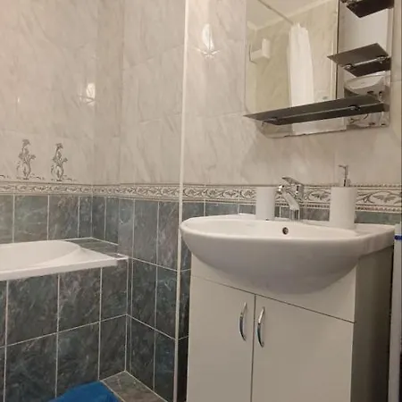 зручна в жк комфорт таун