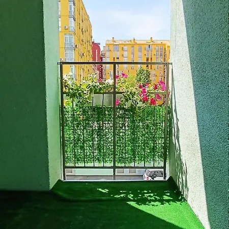 зручна в жк комфорт таун *